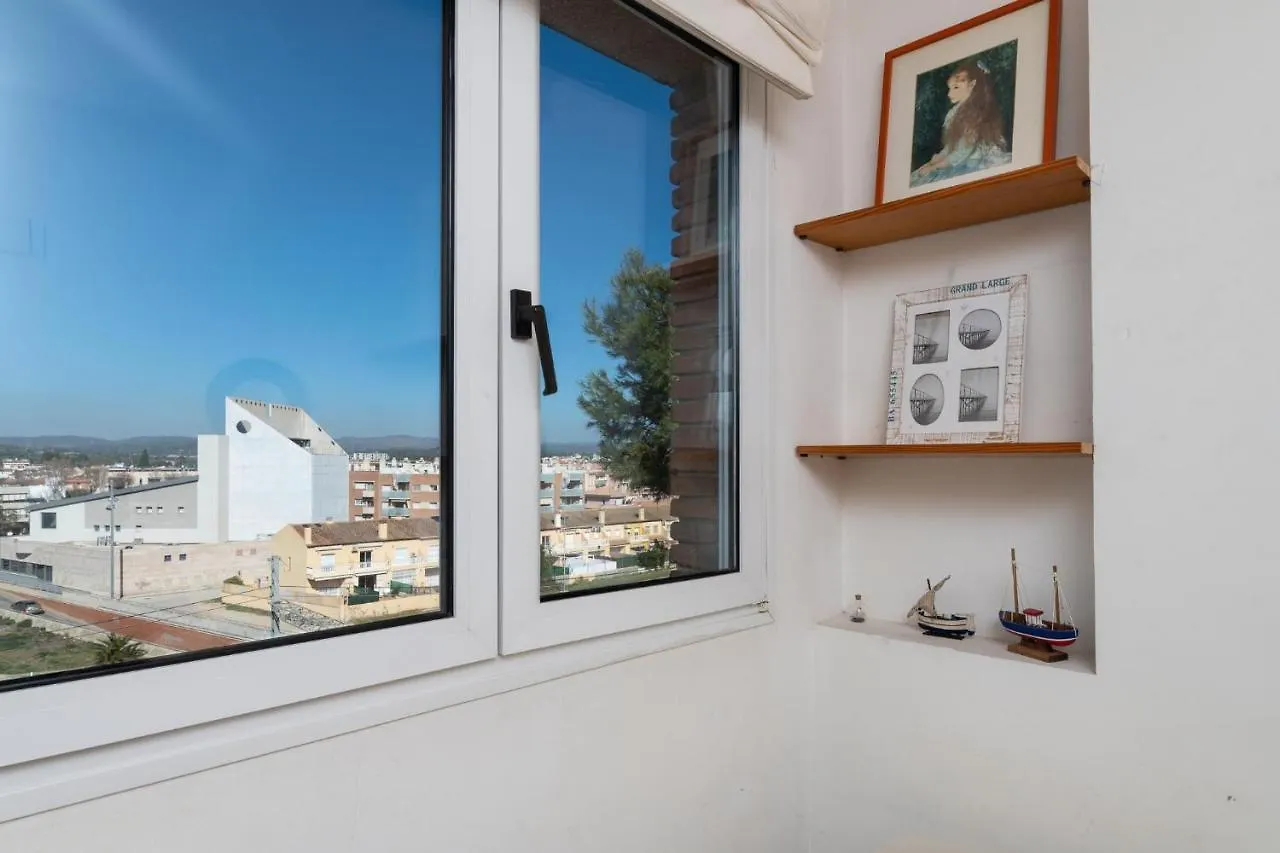 Apartment At041 Els Pins, Primera Linea De La Playa, Con Piscina Torredembarra